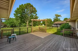 340 Hilkert Ct, Crystal Lake, IL 60014 - Photo 39