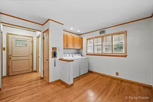 340 Hilkert Ct, Crystal Lake, IL 60014 - Photo 11