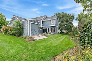 422 Old Country Way, Wauconda, IL 60084 - Photo 25