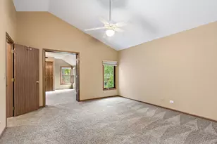 422 Old Country Way, Wauconda, IL 60084 - Photo 13