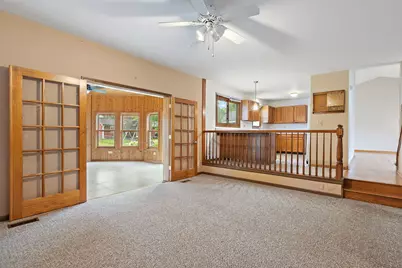 422 Old Country Way, Wauconda, IL 60084 - Photo 9
