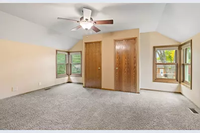 422 Old Country Way, Wauconda, IL 60084 - Photo 17