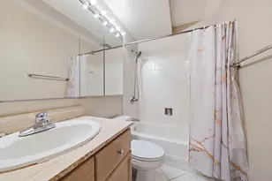 195 N Harbor Dr, Chicago, IL 60601 - Photo 9