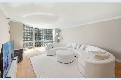 195 N Harbor Drive #3805, Chicago, IL 60601 - Photo 5
