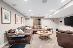 260 Stonegate Rd, Clarendon Hills, IL 60514 - Photo 45