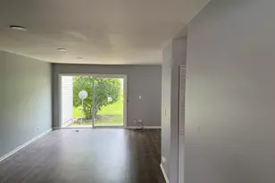 869 White Oak Ln, University Park, IL 60484 - Photo 5