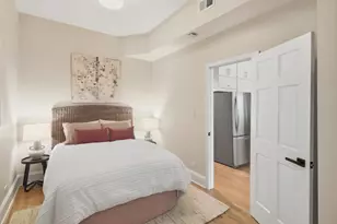 3053 N Seminary Ave, Chicago, IL 60657 - Photo 9