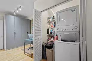 1212 N Wells St, Chicago, IL 60610 - Photo 17