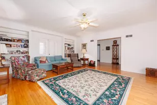 825 W Warmouth St, Salem, IL 62881 - Photo 15