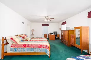 825 W Warmouth St, Salem, IL 62881 - Photo 21