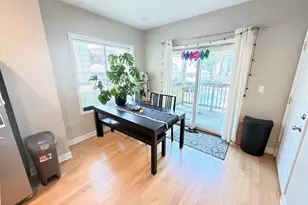 1330 W Roscoe St, Chicago, IL 60657 - Photo 3