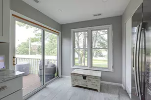 1254 Streamwood Ln, Vernon Hills, IL 60061 - Photo 15