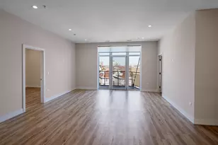 926 E 43rd St, Chicago, IL 60653 - Photo 3