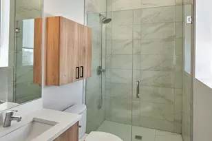 926 E 43rd St, Chicago, IL 60653 - Photo 13