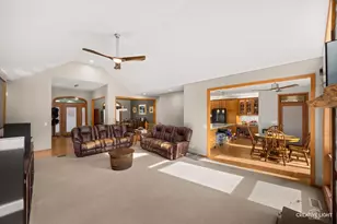 10605 Red Hawk Ln, Spring Grove, IL 60081 - Photo 9