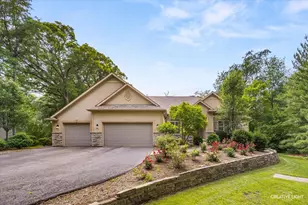 10605 Red Hawk Ln, Spring Grove, IL 60081 - Photo 3
