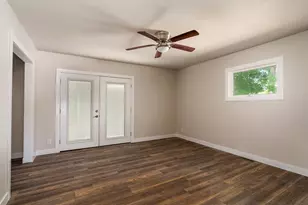 513 N 5th St, Vienna, IL 62909 - Photo 17