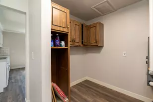 513 N 5th St, Vienna, IL 62909 - Photo 25
