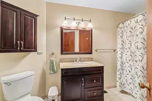 1079 Braeburn Rd, Mundelein, IL 60060 - Photo 25