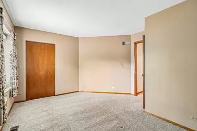 1079 Braeburn Road, Mundelein, IL 60060 - Photo 17