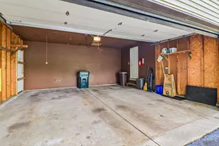 1079 Braeburn Rd, Mundelein, IL 60060 - Photo 37