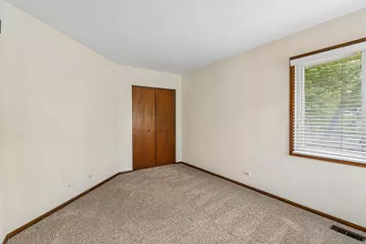 1079 Braeburn Road, Mundelein, IL 60060 - Photo 23