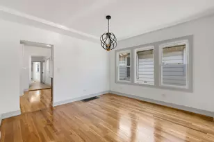 10205 S Yale Ave, Chicago, IL 60628 - Photo 5