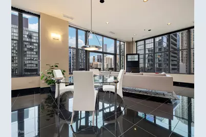 333 W Hubbard Street #1006, Chicago, IL 60654 - Photo 3
