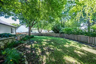 21804 W Halifax Dr, Plainfield, IL 60544 - Photo 37