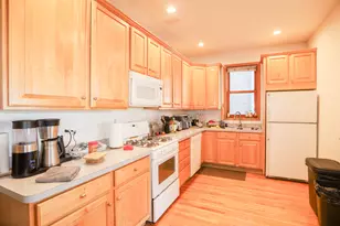 1940 W Diversey Pkwy, Chicago, IL 60614 - Photo 5