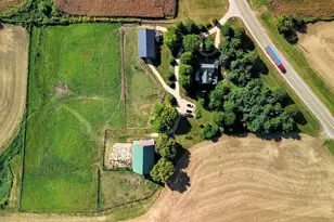 22524 Luther Rd, Sterling, IL 61081 - Photo 43