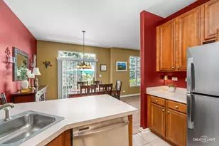 374 Wolcott Ln, Batavia, IL 60510 - Photo 13