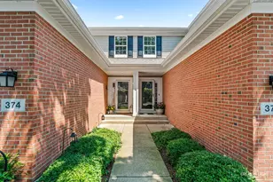 374 Wolcott Ln, Batavia, IL 60510 - Photo 3