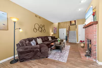 374 Wolcott Lane, Batavia, IL 60510 - Photo 7