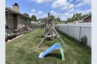 1073 Anderson Terrace, Des Plaines, IL 60016 - Photo 23
