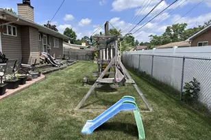 1073 Anderson Terrace, Des Plaines, IL 60016 - Photo 23