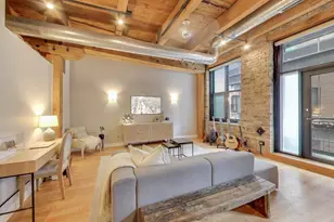 154 W Hubbard St, Chicago, IL 60654 - Photo 3