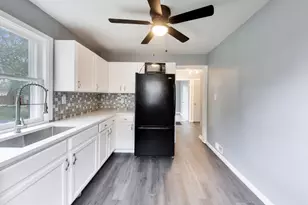 14315 S Wabash Ave, Riverdale, IL 60827 - Photo 5