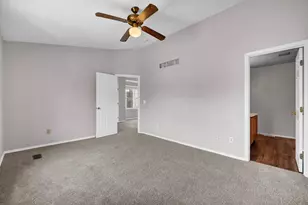 6 Parkshores Dr, Bloomington, IL 61701 - Photo 13