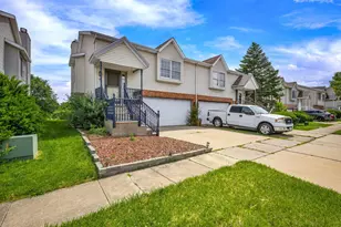 6 Parkshores Dr, Bloomington, IL 61701 - Photo 23