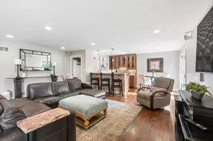 1722 Birch Rd, Northbrook, IL 60062 - Photo 11