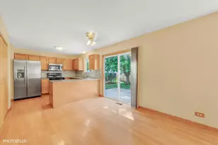 186 N Brittany Ln, Hainesville, IL 60030 - Photo 9