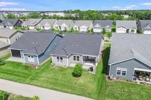 3178 Sweetgrass Cir, Aurora, IL 60503 - Photo 37