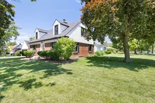 4 W Monroe St, Villa Park, IL 60181 - Photo 5