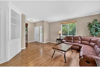 4323 Blue Iris Court #4323, Island Lake, IL 60042 - Photo 9