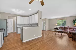 4323 Blue Iris Ct, Island Lake, IL 60042 - Photo 11