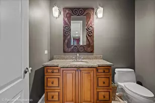 2 Marbury Ln, Barrington Hills, IL 60010 - Photo 23