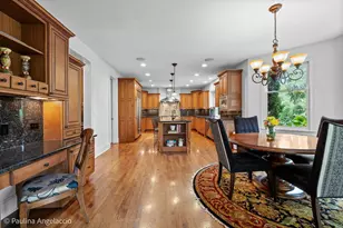 2 Marbury Ln, Barrington Hills, IL 60010 - Photo 13