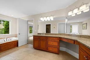 2 Marbury Ln, Barrington Hills, IL 60010 - Photo 27