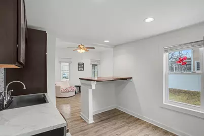 205 E Taylor Street, Grant Park, IL 60940 - Photo 11